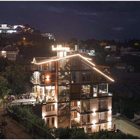 Teakhouse Da Lat Hotel Exterior photo